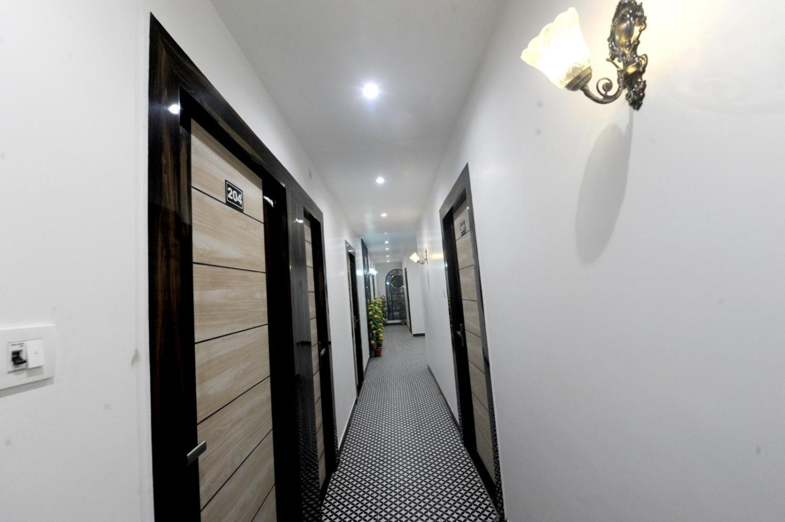 Golden Inn Prayagraj Exterior photo